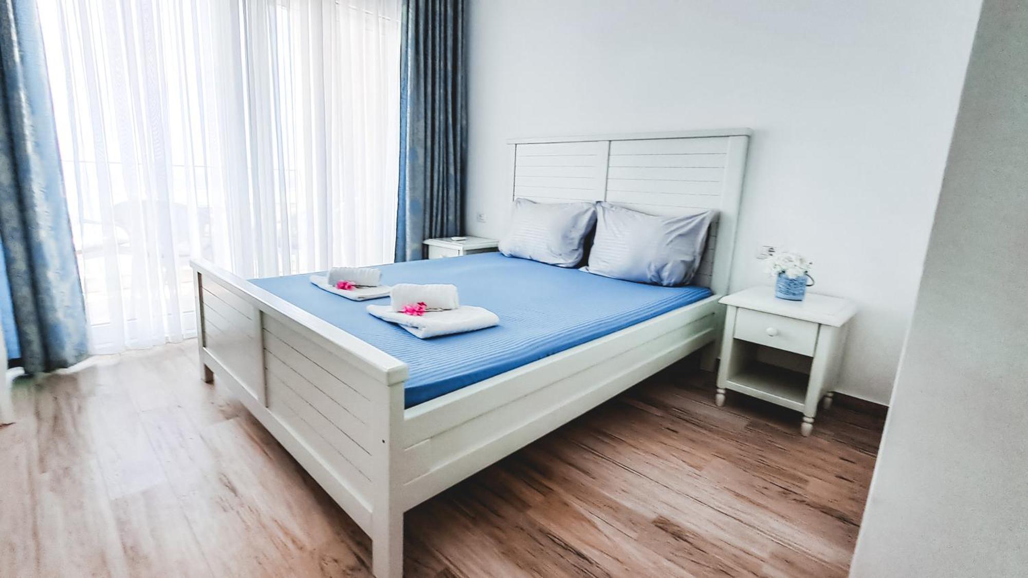 Yourhome Beach First Line Dobra Voda Exterior foto